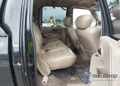 2002 Ford F-150 Lariat/Xlt from USA, damaged, VIN 1FTRW08L32KC45810